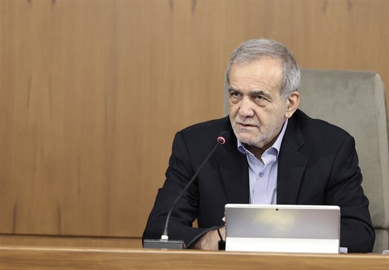 پزشکیان: باید روش‌های آموزش در مدارس نوین شود 